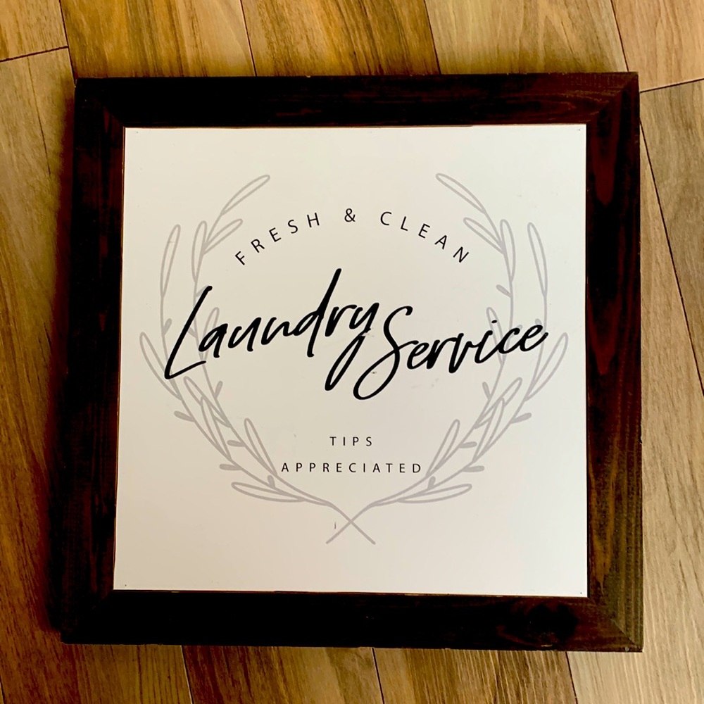 Laundry wall sign